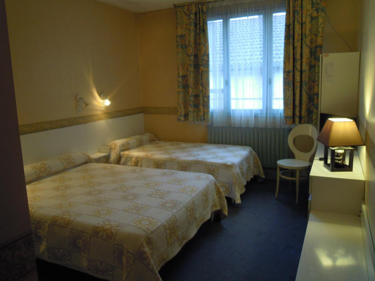 Hotel De La Pomme D'Or บา-ซู-โรบ ภายนอก รูปภาพ